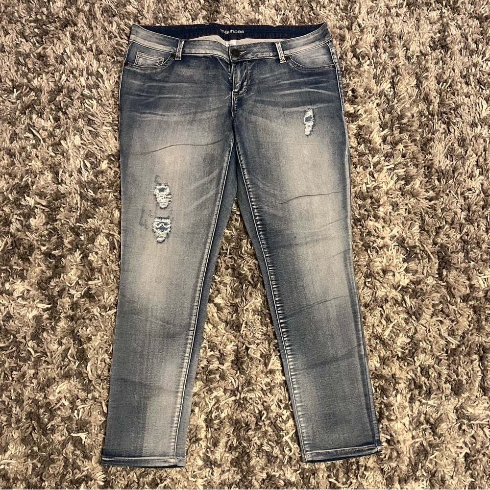 Maurices XL Short Distressed Jeggings